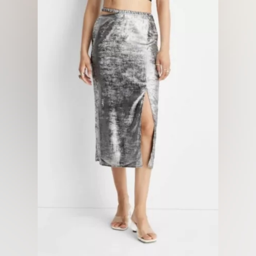 FUTURE COLLECTIVE ALANI NOELLE metallic silver skirt NWT